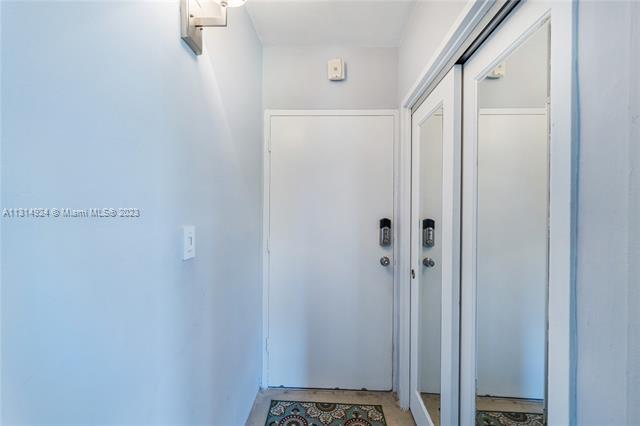 Building Photo - 851 Meridian Ave