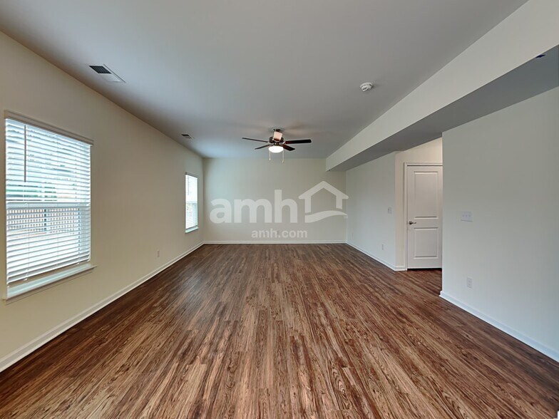 Building Photo - 612 Hamilton Park Dr