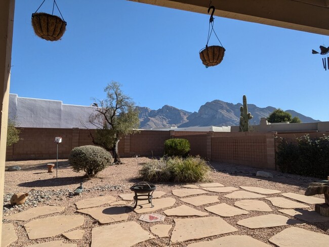 Building Photo - Oro Valley Rental