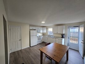 Building Photo - 157 3rd St