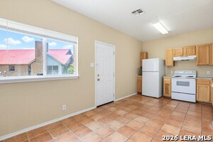 Building Photo - 6342 Queens Castle Dr