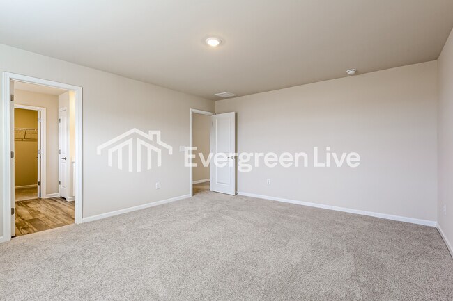 Building Photo - now