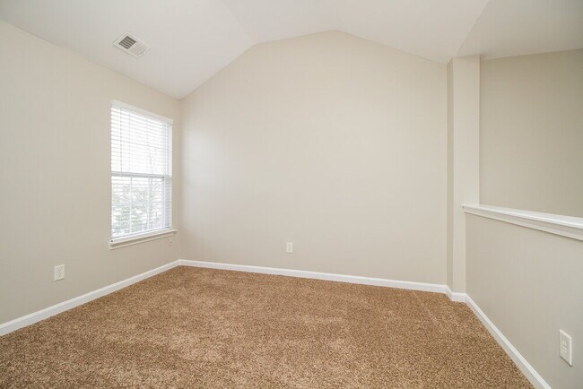 Building Photo - 2716 Bison Ct