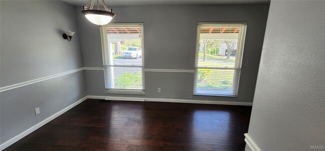 Building Photo - 1145 Mackinac Dr