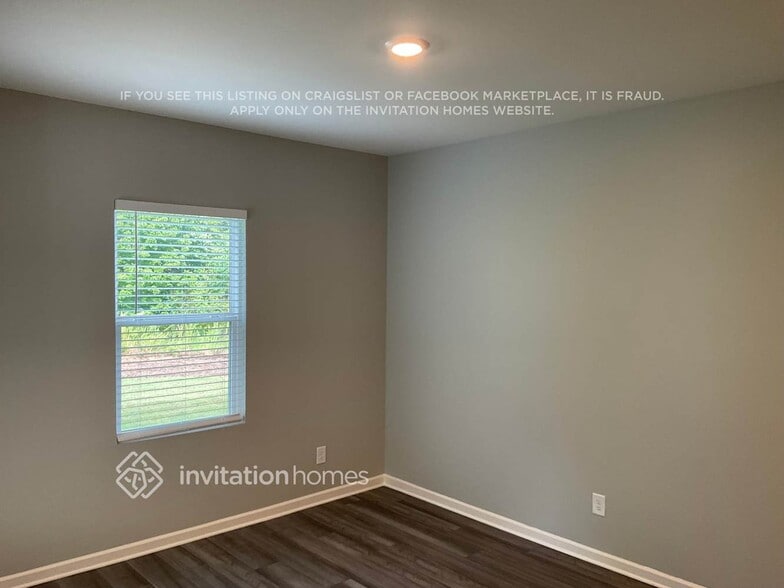 Building Photo - 255 Colbury St