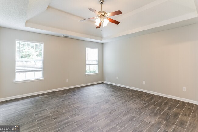 Building Photo - 4630 Thermal Ct