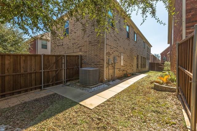 Building Photo - 3409 Porter Creek Dr