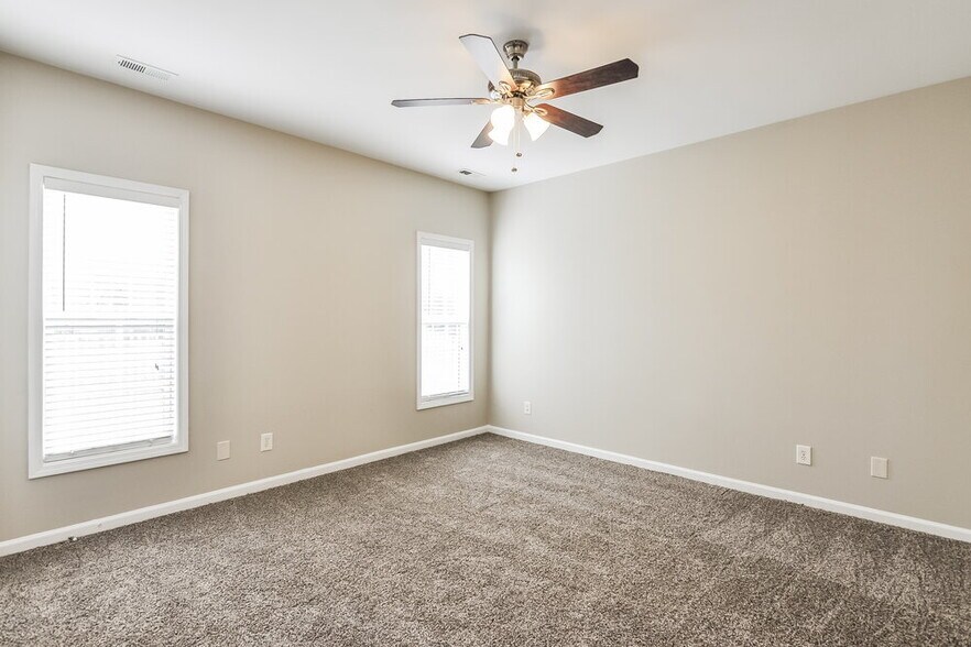 Building Photo - 2716 Lead Crystal Ct