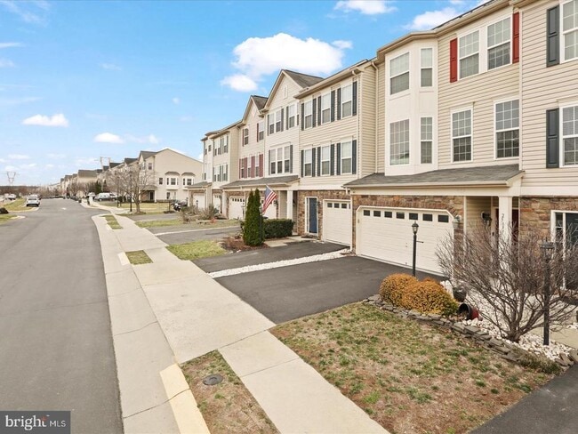 Building Photo - 25077 Cypress Mill Terrace