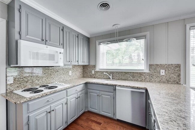 Building Photo - 6112 Melbourne Drive, Nashville, TN 37215