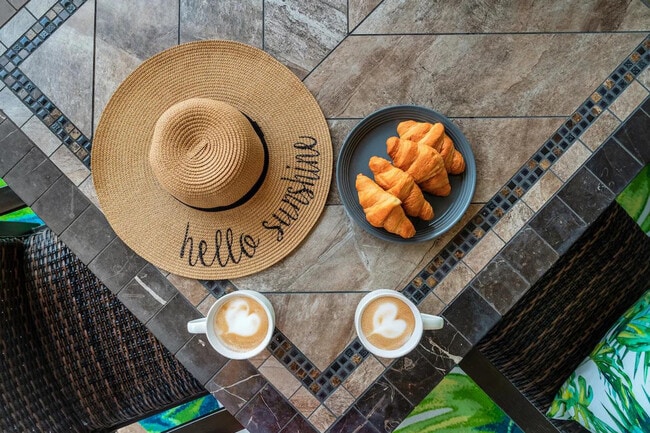 Building Photo - 421 Burma St