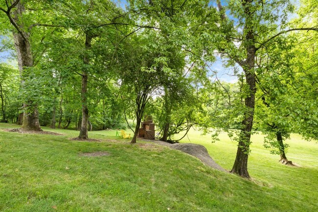 Building Photo - 7914 Gilead Rd