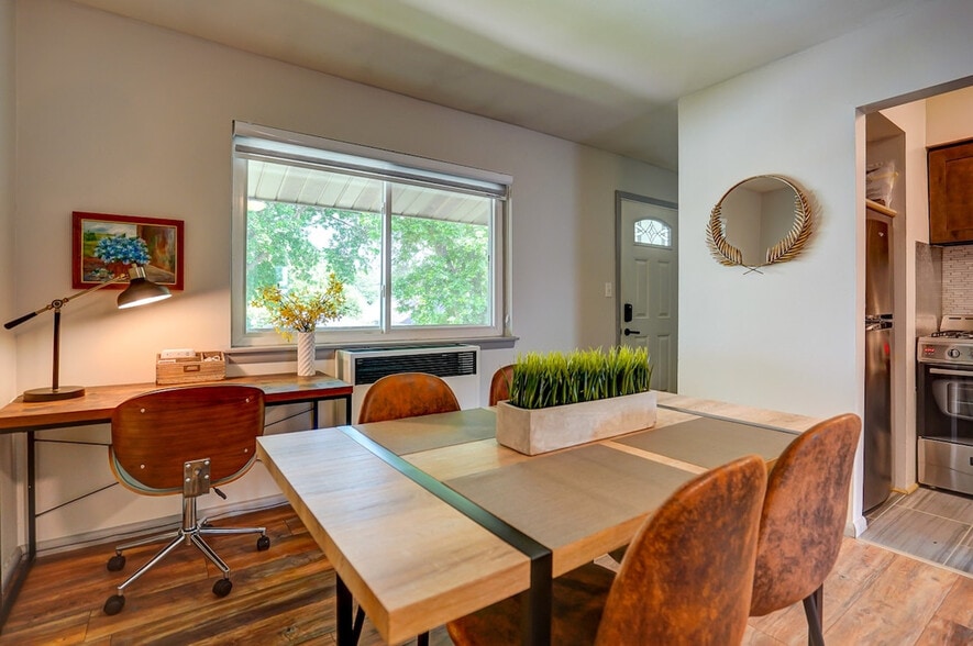 Building Photo - 407 S 94th Pl