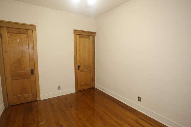 Building Photo - N. Racine