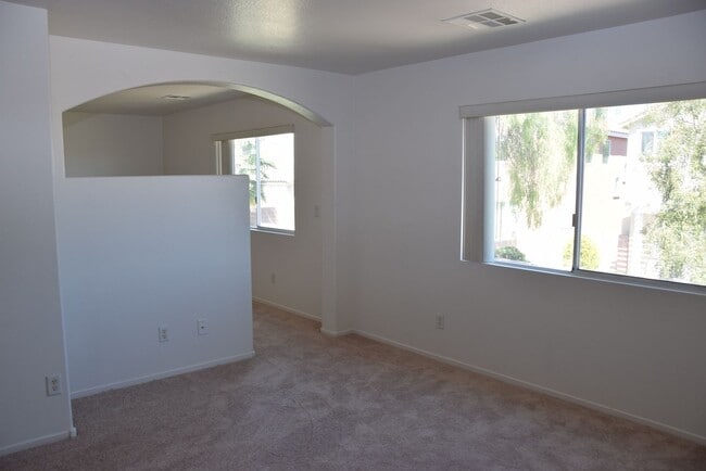 Building Photo - SPACIOUS AND ELEGANT TWO STORY HOME AT END...