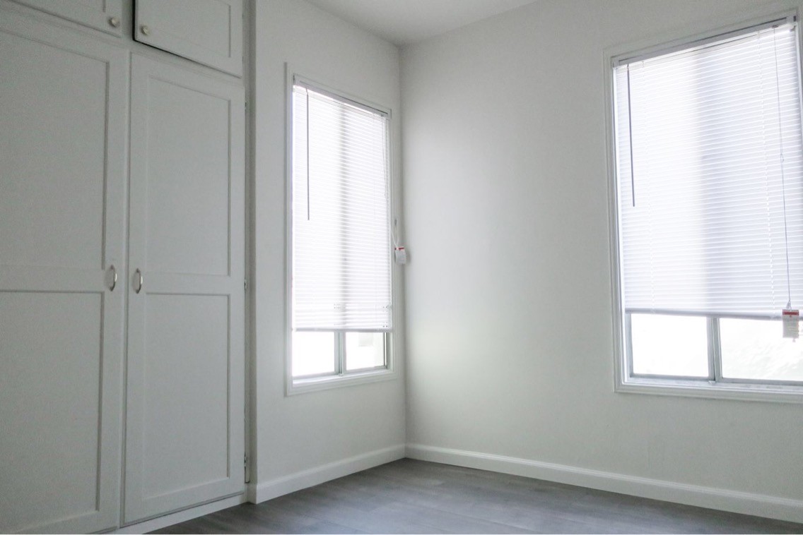 Building Photo - 1832 Scott Rd