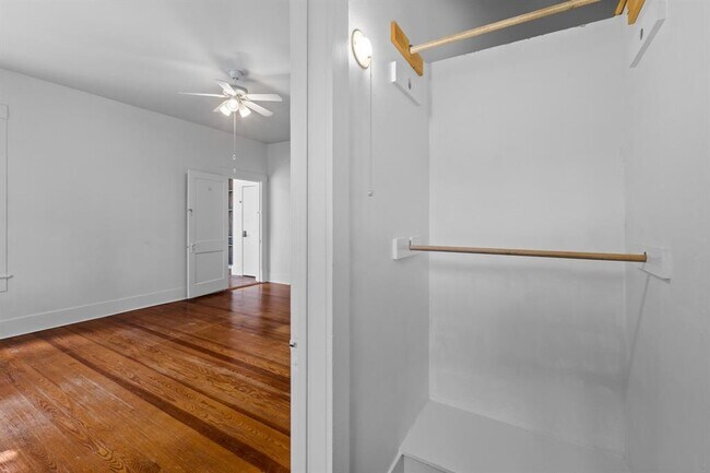 Building Photo - 1117 Enfield Rd