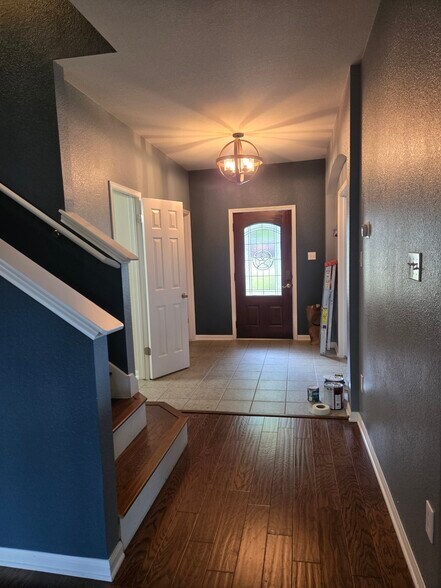 Welcoming Entry - 1803 Baranco Way