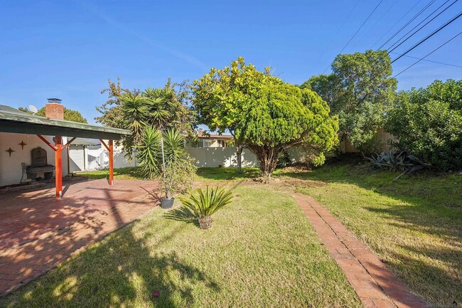 Building Photo - Chula Vista