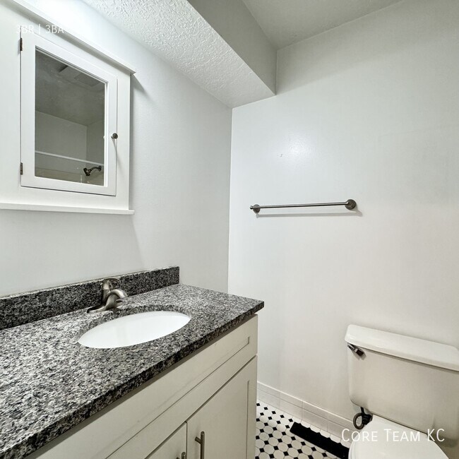 Building Photo - 4420 Jarboe St