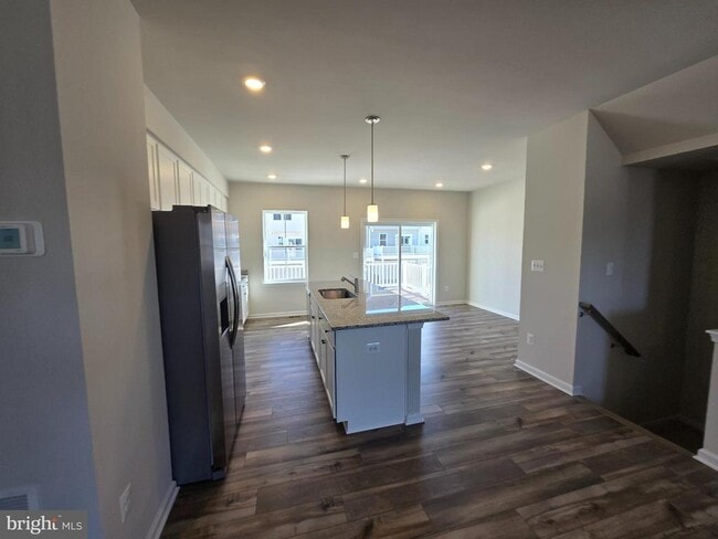 Building Photo - 1328 Red Clover Ln