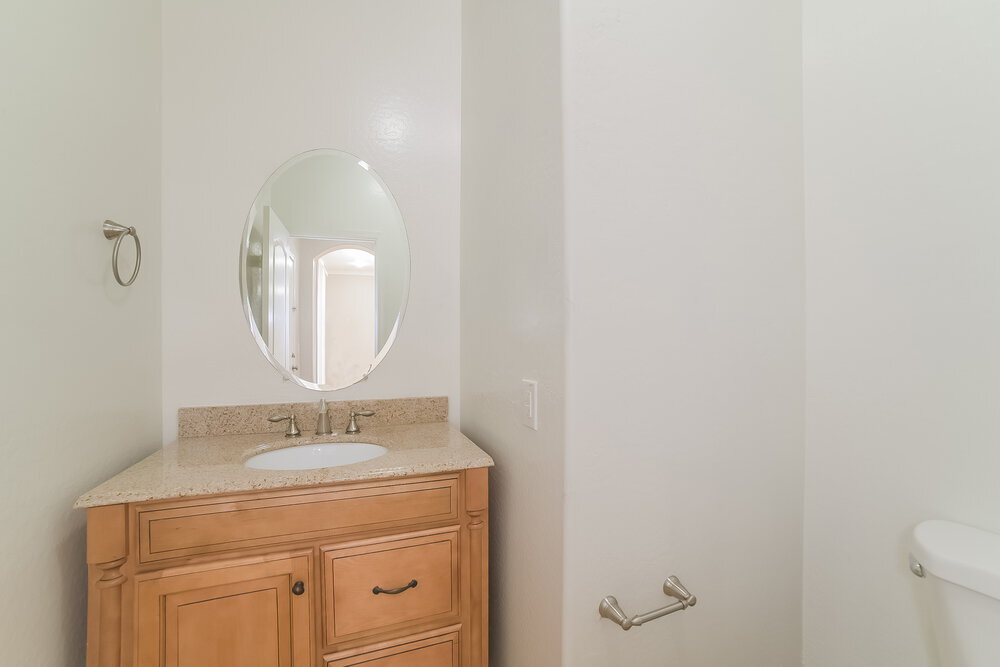 Building Photo - 2302 W Jake Haven