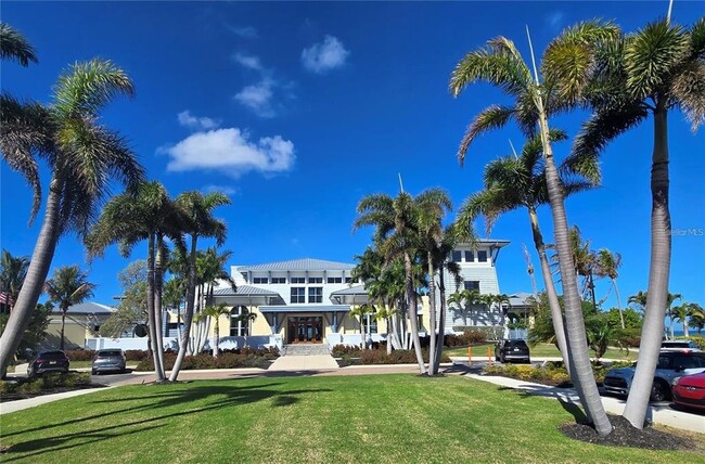 Building Photo - 376 Aruba Cir