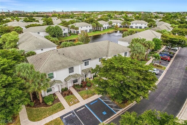 Building Photo - 10094 Poppy Hill Dr