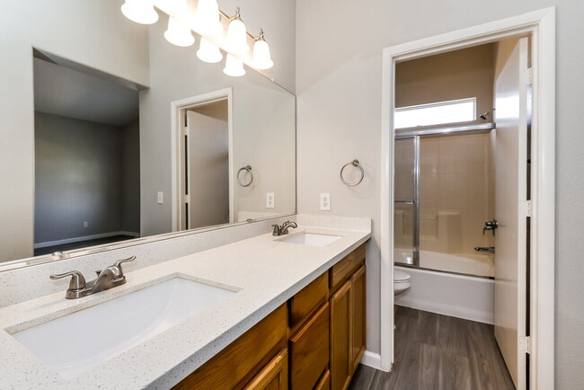 Building Photo - 4346 Ivory Jade Ave