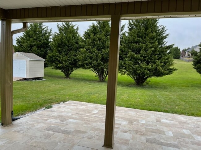 Building Photo - Location Location Location!!!