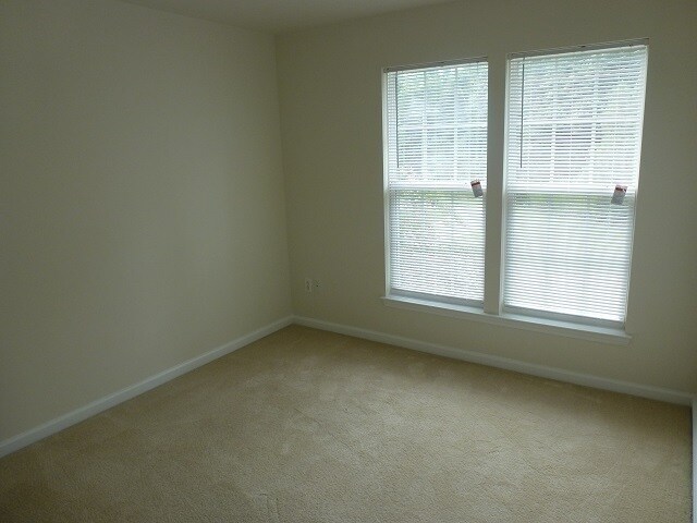 Building Photo - Exclusively Offered by Muse Realty, LLC