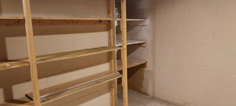 Building Photo - 908 Scenic Ln