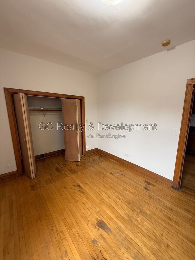 Building Photo - 2550 W Washington Blvd