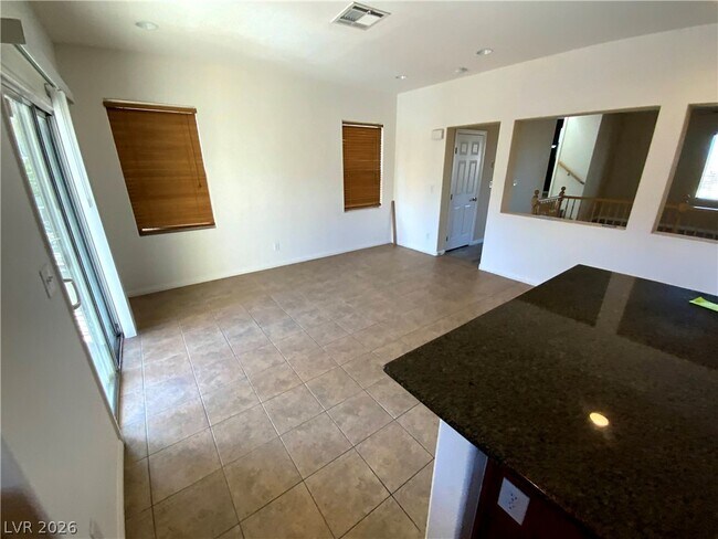 Building Photo - 1182 Enzo Ave