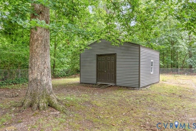 Building Photo - 4701 Lucinda Ln