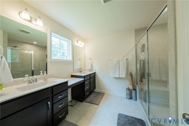 Building Photo - 18401 Palisades Ct