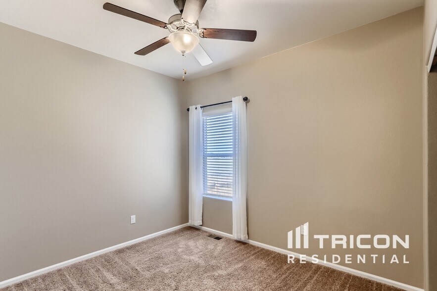 Building Photo - 7115 Shavano Cir