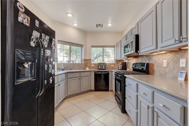 Building Photo - 6037 Sea Cliff Cove St