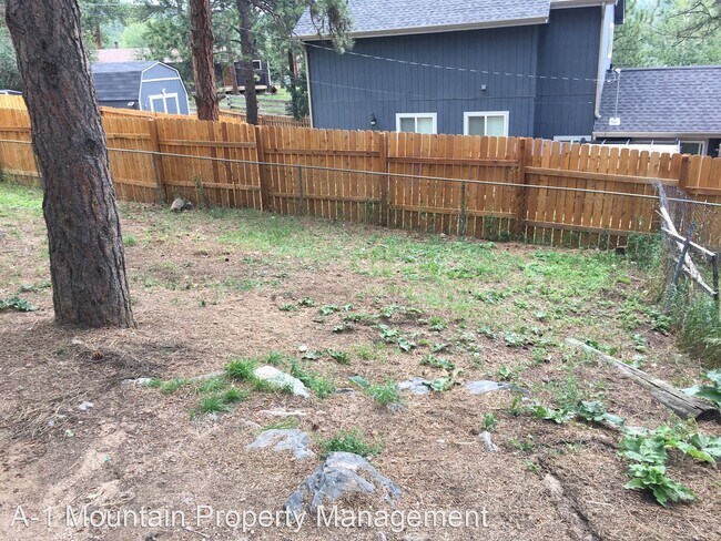 Building Photo - 3 br, 1 bath House - 3008 B Forest Way