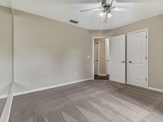 Building Photo - 6326 Glasgow Dr
