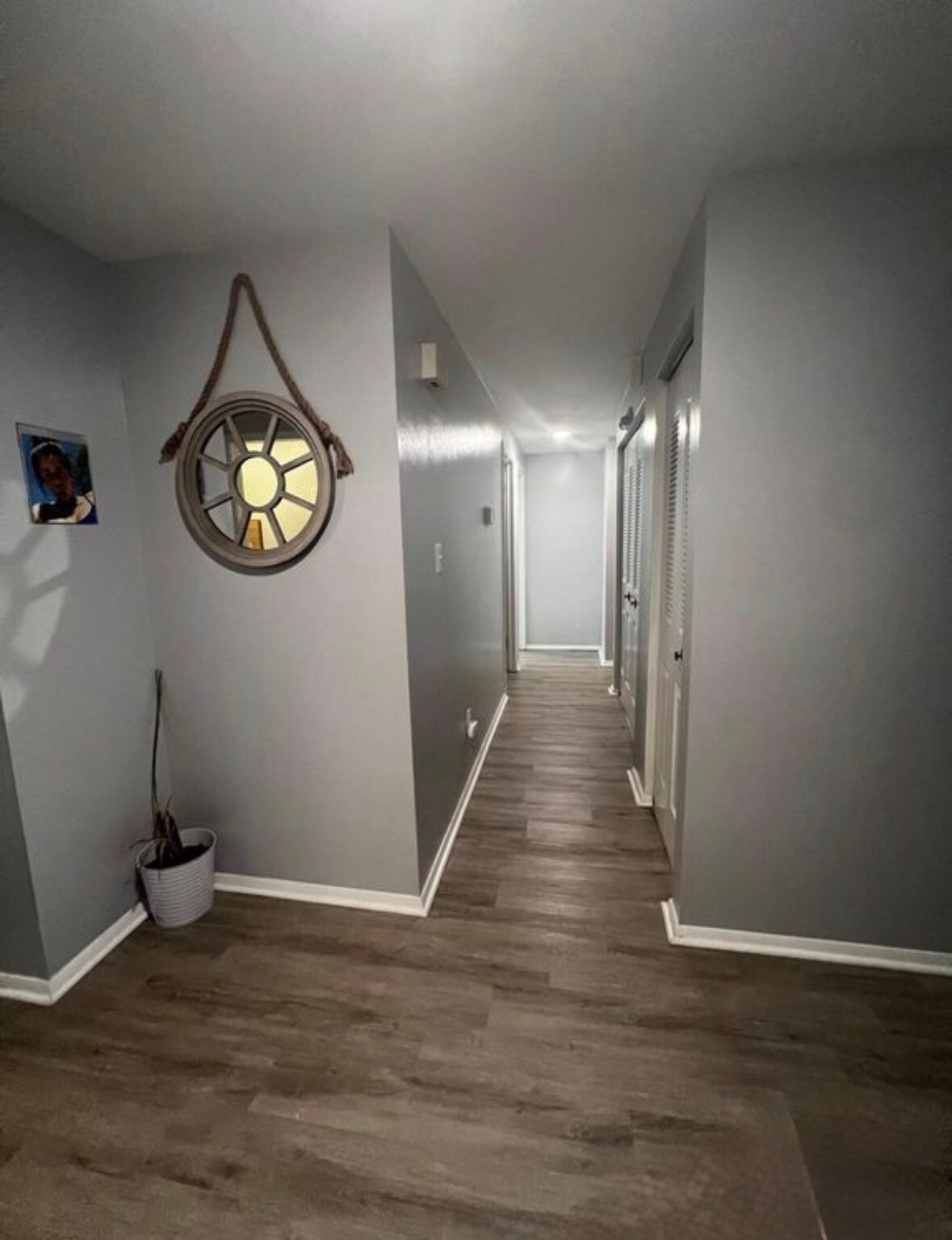 Building Photo - 9426 Robert Burns Ct