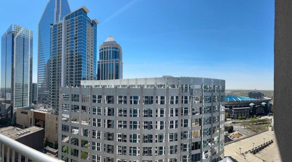 Building Photo - 300 S Church St