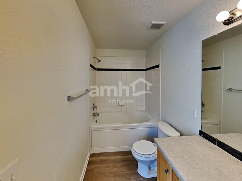 Building Photo - 20000 Mitchell Pl