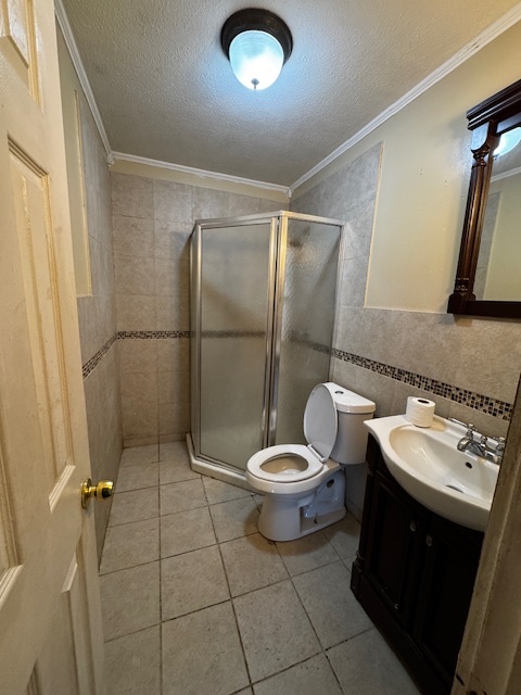 Hall Bath - 6540 US-61