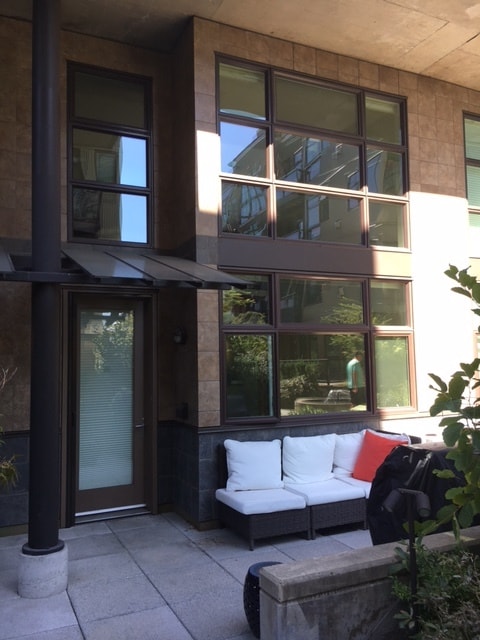 Building Photo - 1760 N Northlake Way