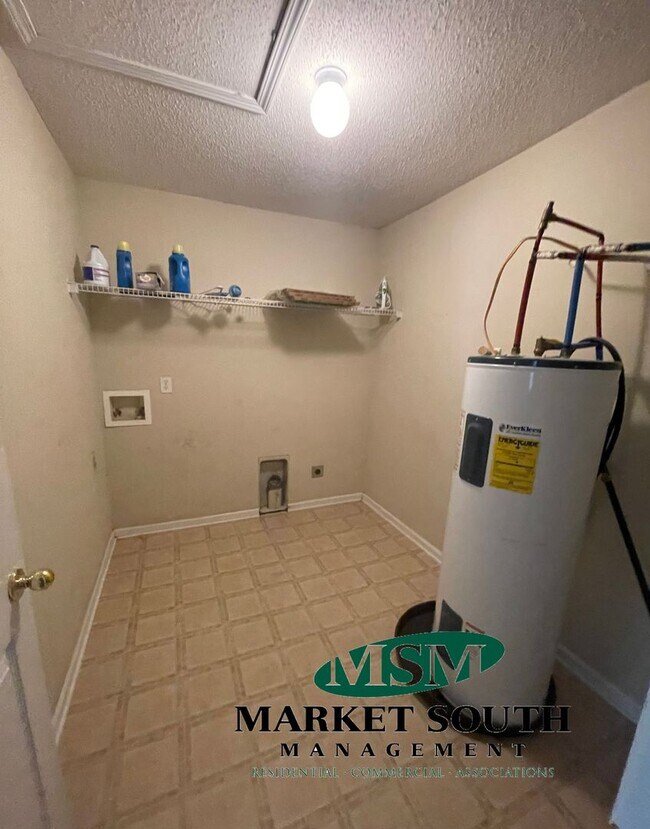 Building Photo - **APPLICATION PENDING! WEST CHATHAM - LAKE...