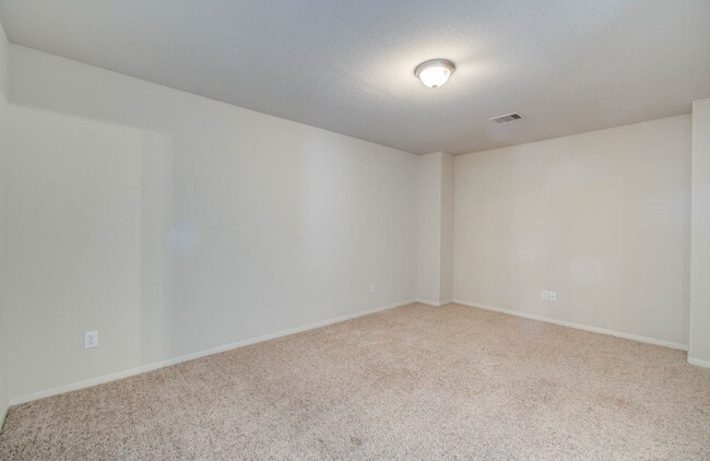 Building Photo - 23714 Legacy Oak St