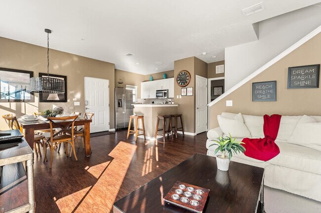 Building Photo - 2901 Edenshire Wy