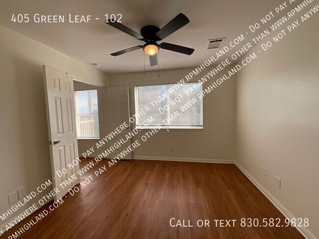 Building Photo - 405 Green Leaf