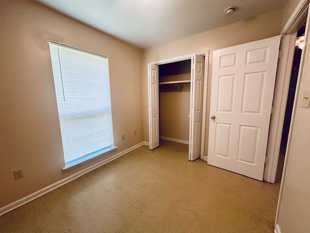 Building Photo - 2563 Weller Ave